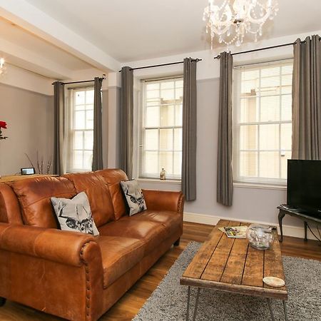 The Abberley Apartment - Stay Worcestershire Ngoại thất bức ảnh