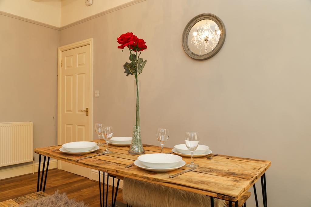 The Abberley Apartment - Stay Worcestershire Ngoại thất bức ảnh